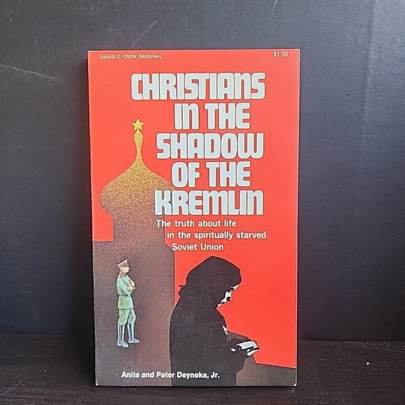 1976 Christians In The Shadow Of The Kremlin 3rd Printing Paperback Deyneka VG - Picture 1 of 6